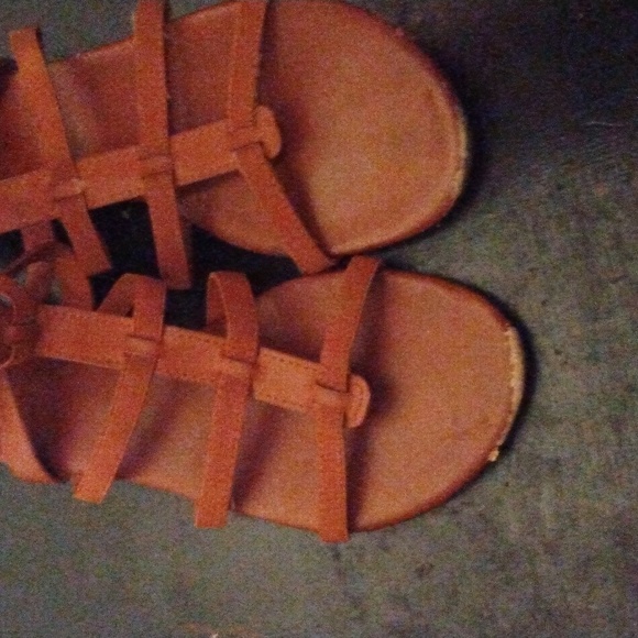 Sandals - Picture 6 of 7